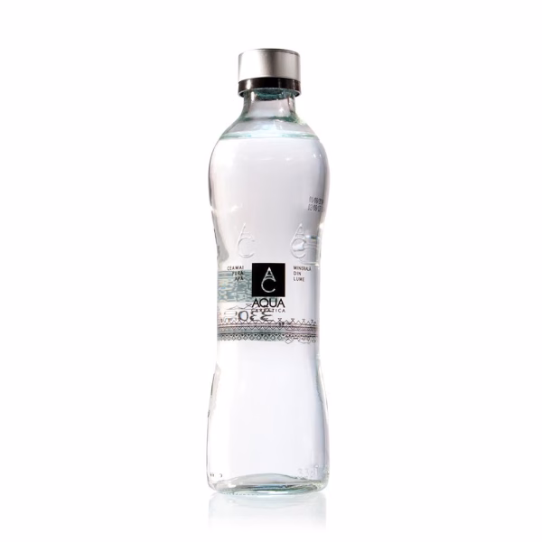 Apa minerala Aqua Carpatica