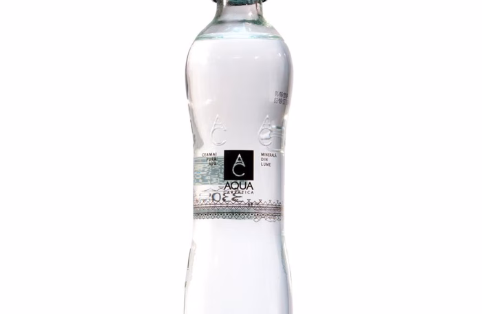 Apa minerala Aqua Carpatica