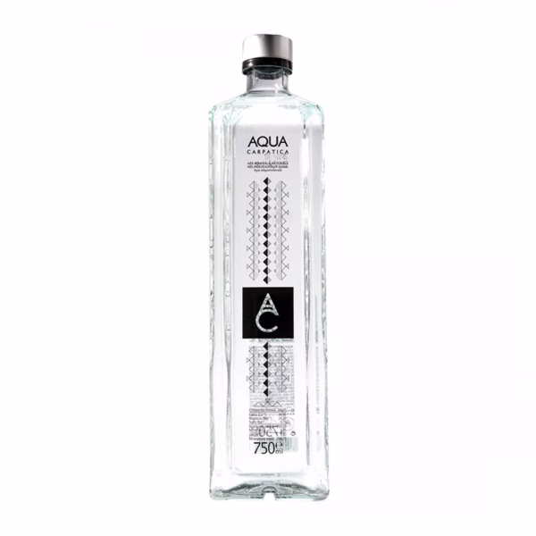 Apa plata Aqua Carpatica