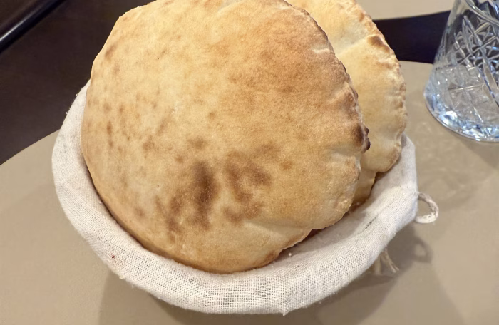 Lipie libaneză la cuptor