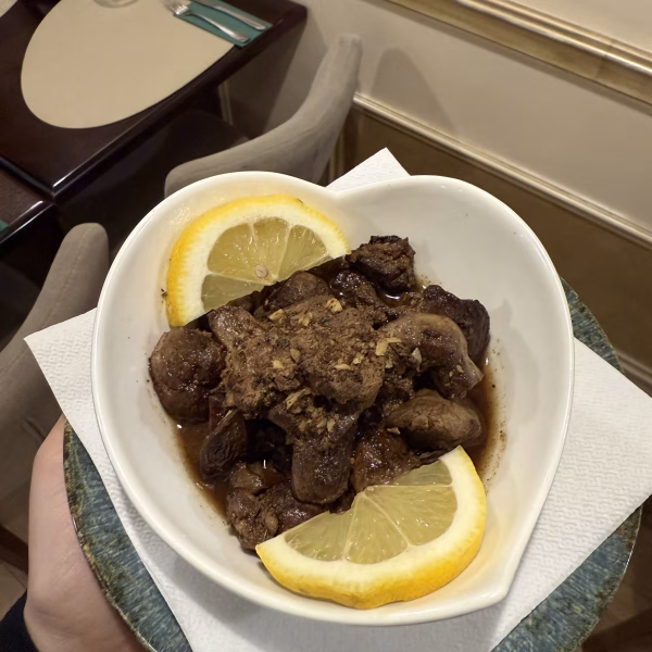 Ficăței de pui cu sos de lămâie și usturoi