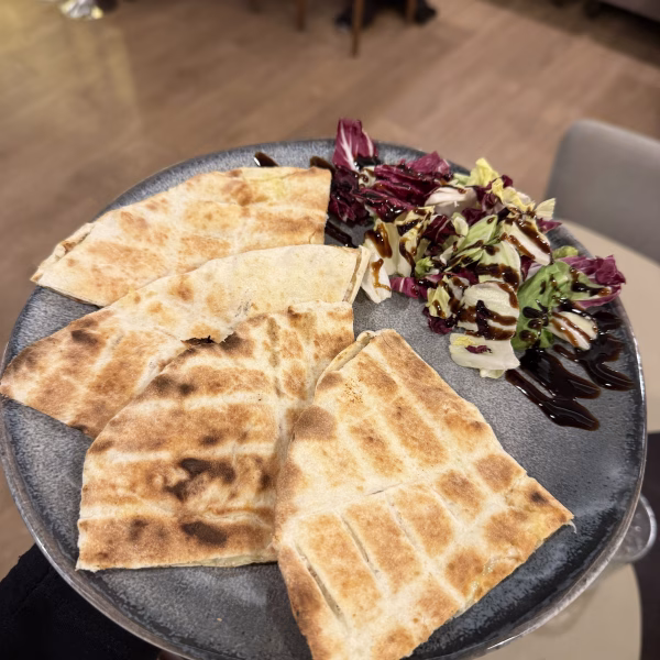 Arayes Halloumi