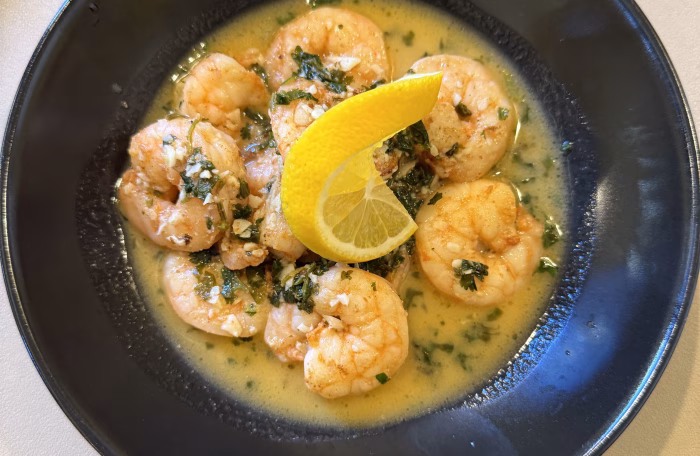 Baby shrimps cu sos de coriandru