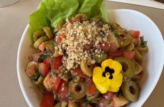 Salată de măsline